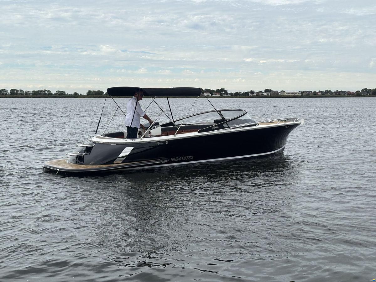Nauta Spirit 28