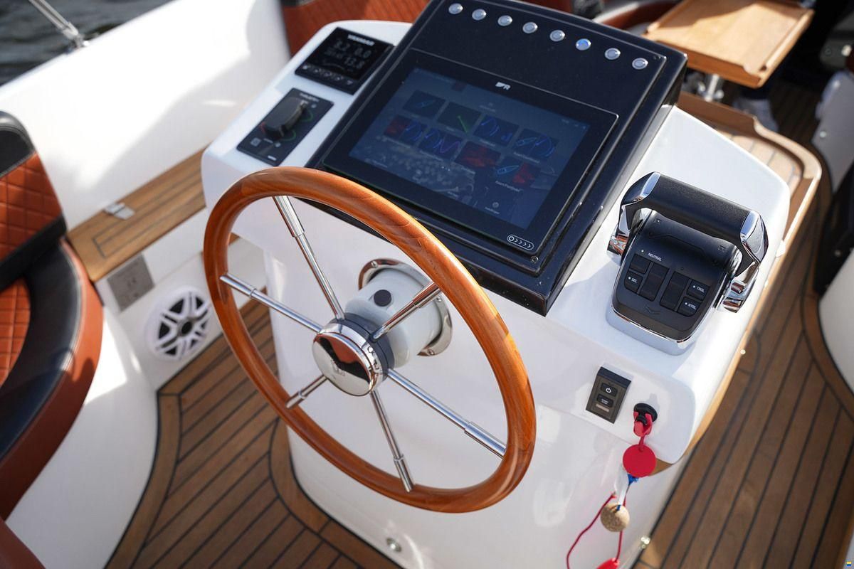 Nauta Spirit 28