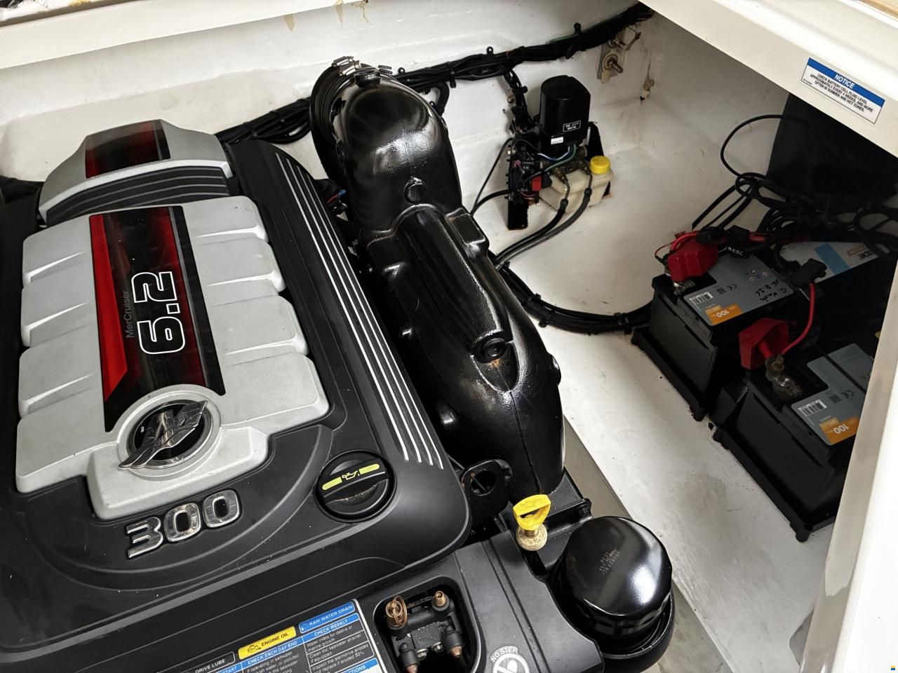 Bayliner 842 Cuddy