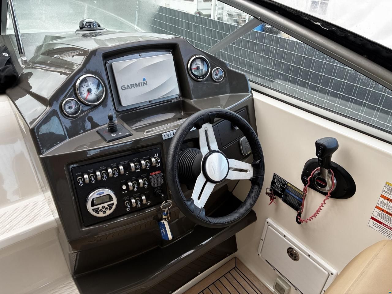 Bayliner 842 Cuddy