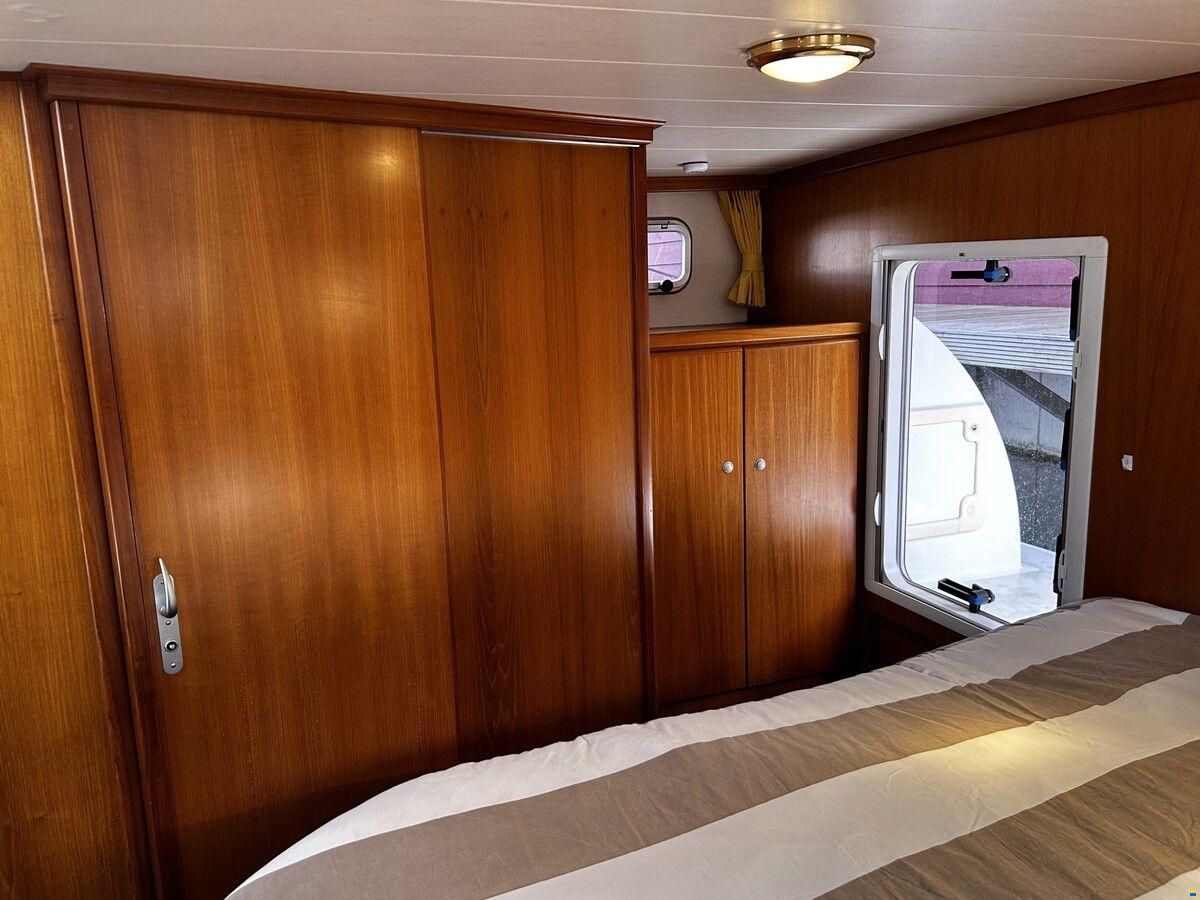 Pedro Skiron 35
