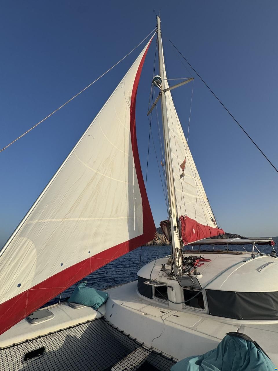 Lagoon 410