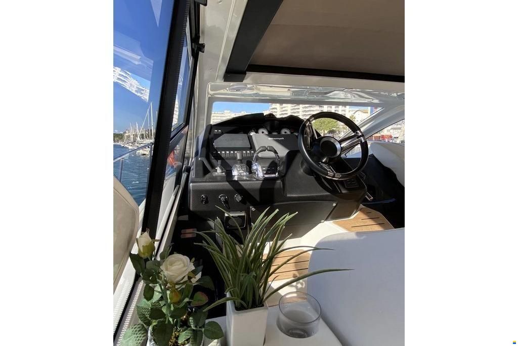 Cranchi 44