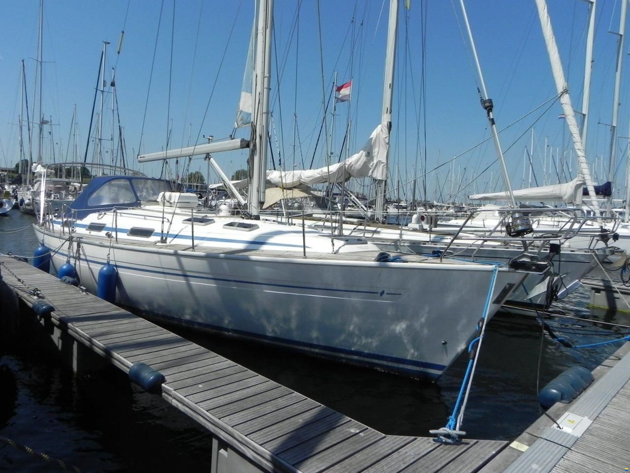 Bavaria 40-3