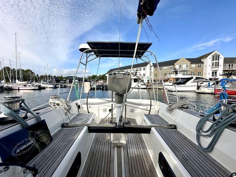 X-442 X-Yacht