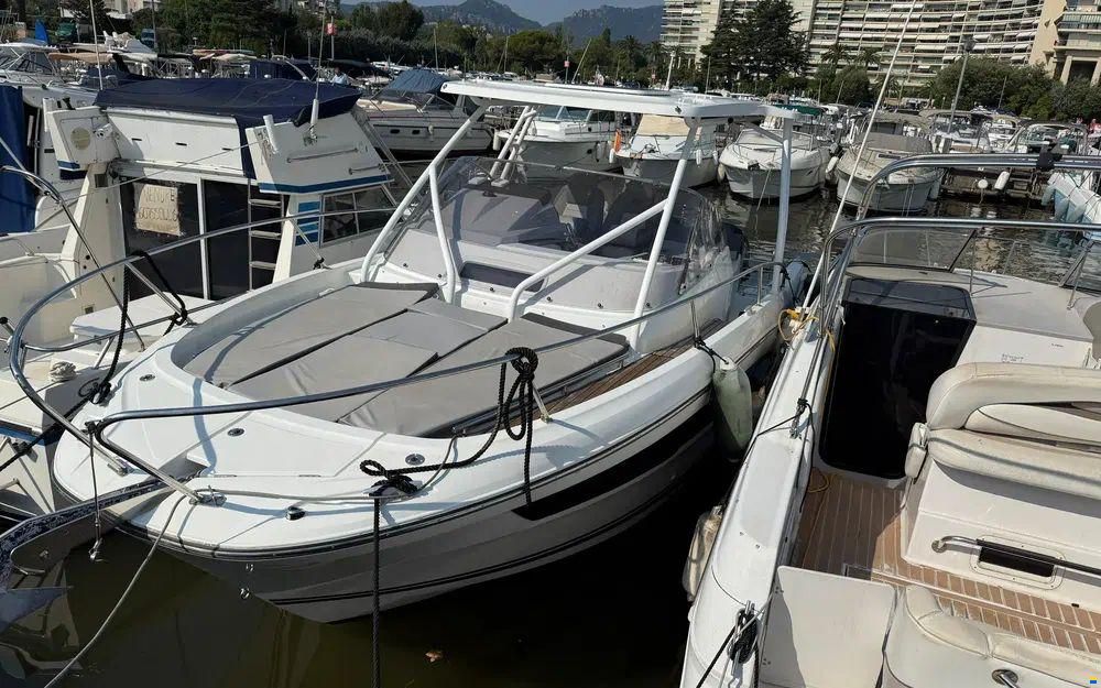 Jeanneau Cap Camarat 9.0 WA