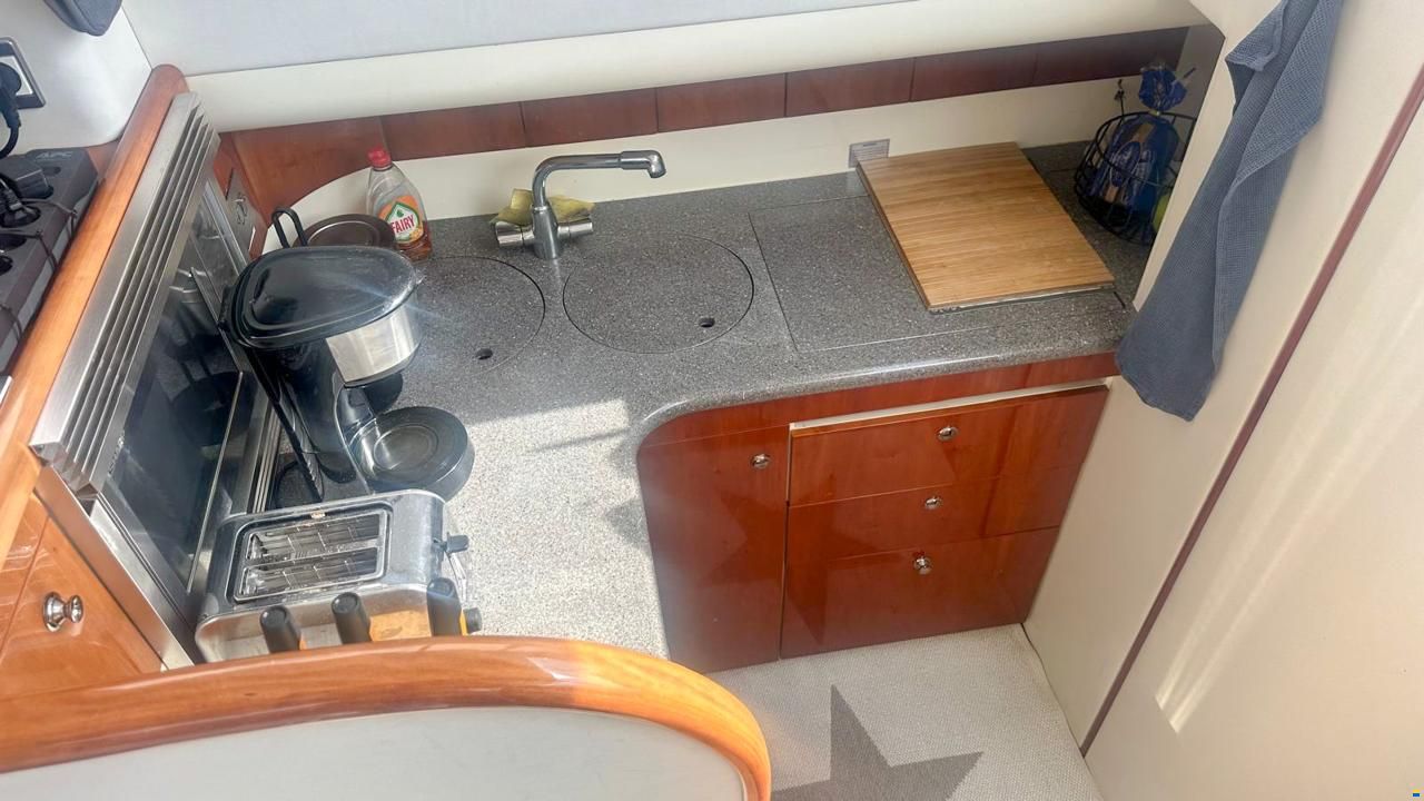 Fairline Phantom 38