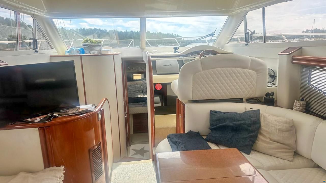 Fairline Phantom 38