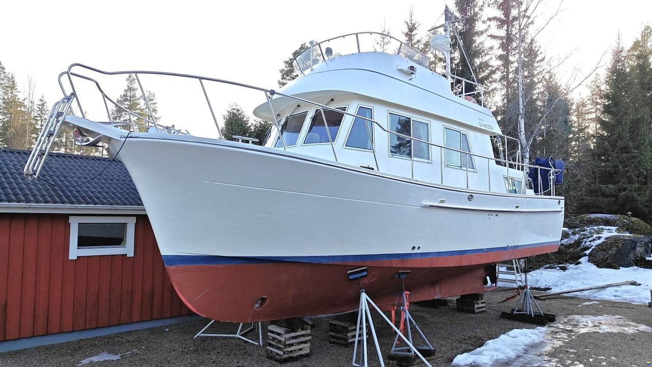 Coral Bay 34