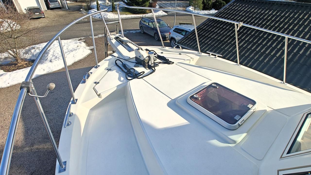 Coral Bay 34