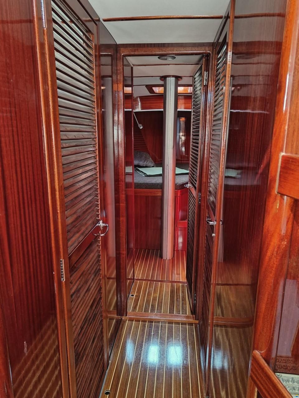 Schooner 43 "Aleja"