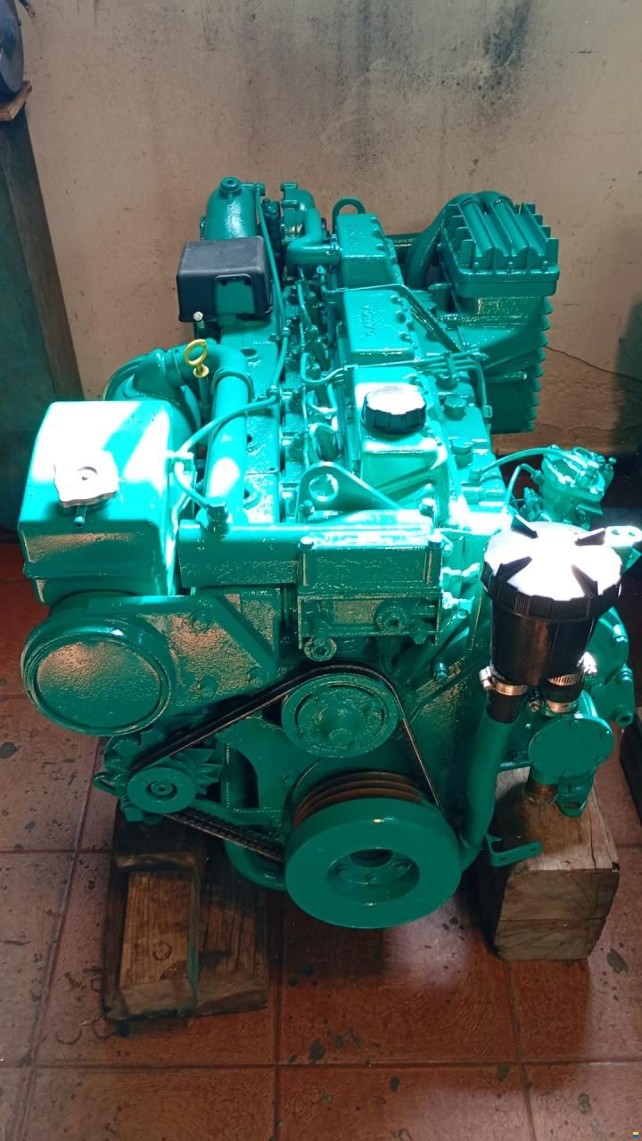 Volvo Penta AD41B 200hp