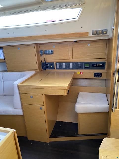 Elan 340