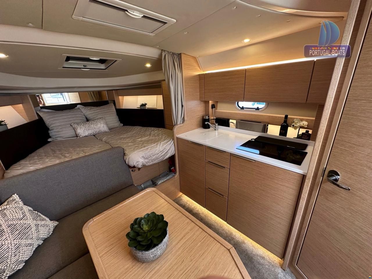 Bavaria S 33 Open