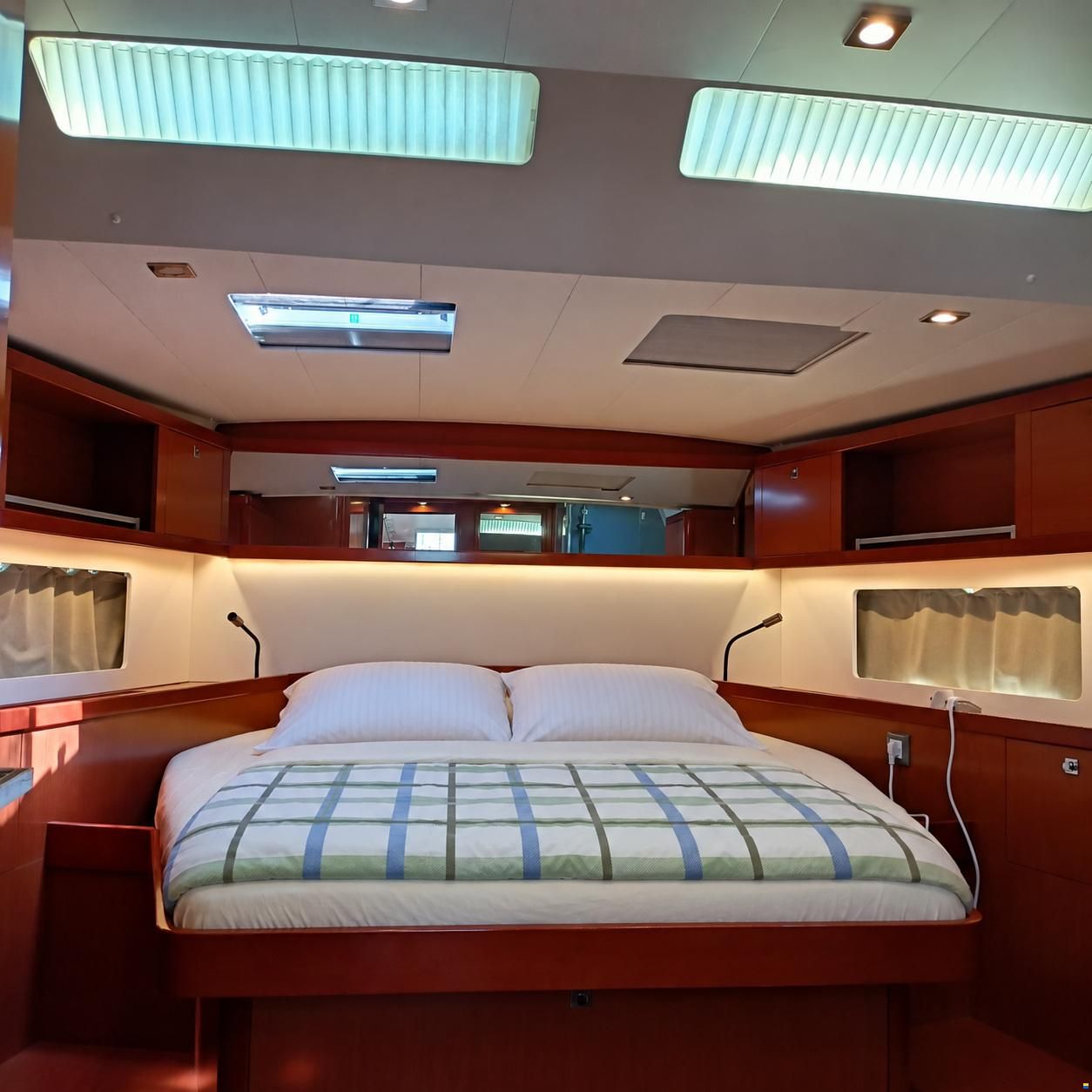 Beneteau Oceanis 55