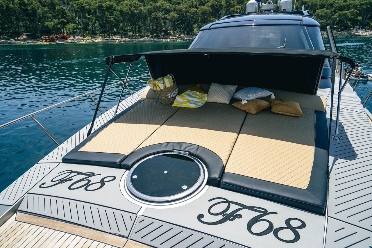 Fashion Yachts 68