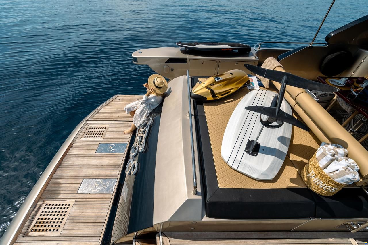 Fashion Yachts 68