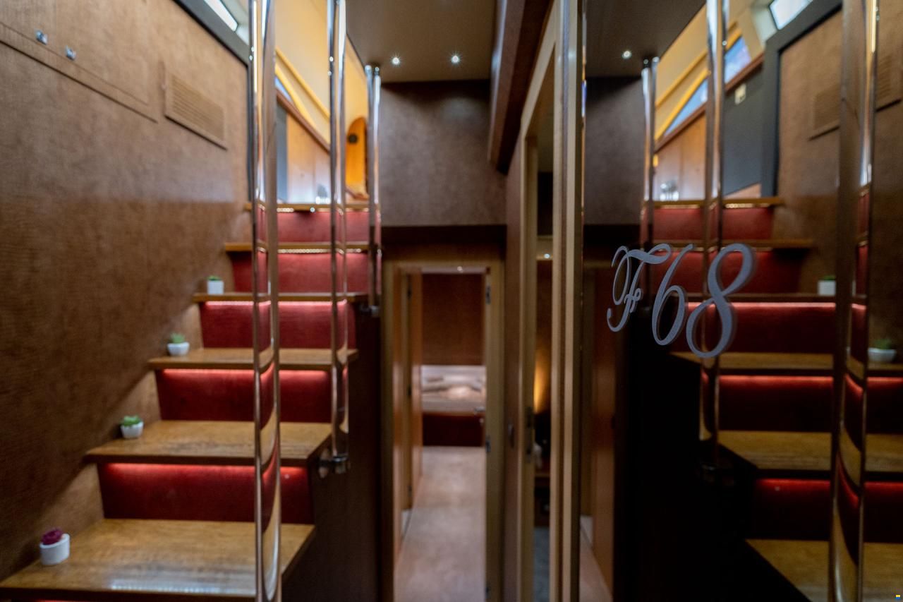 Fashion Yachts 68