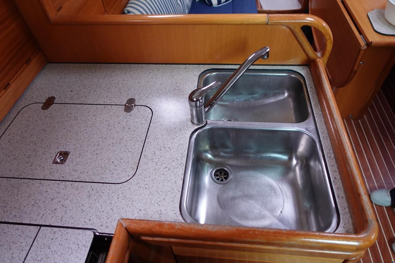 Bavaria 37 C 3-cabin