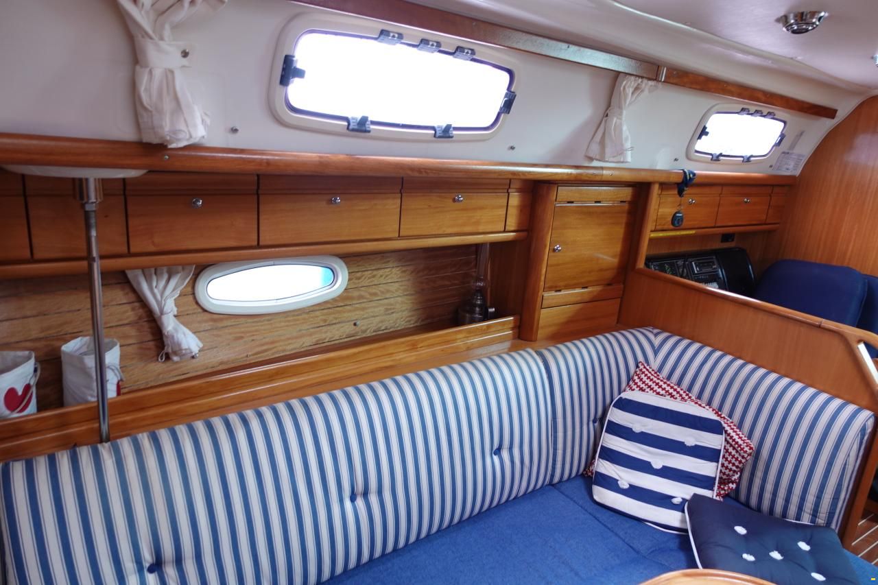 Bavaria 37 C 3-cabin