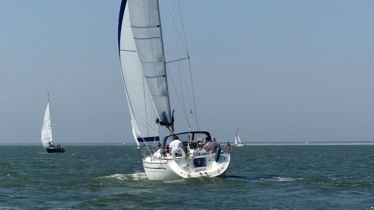 Bavaria 37 C 3-cabin