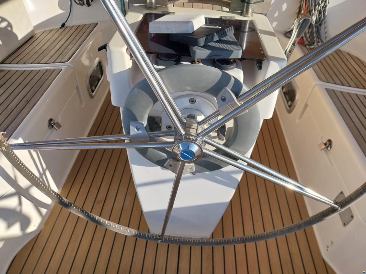 Beneteau Oceanis 351