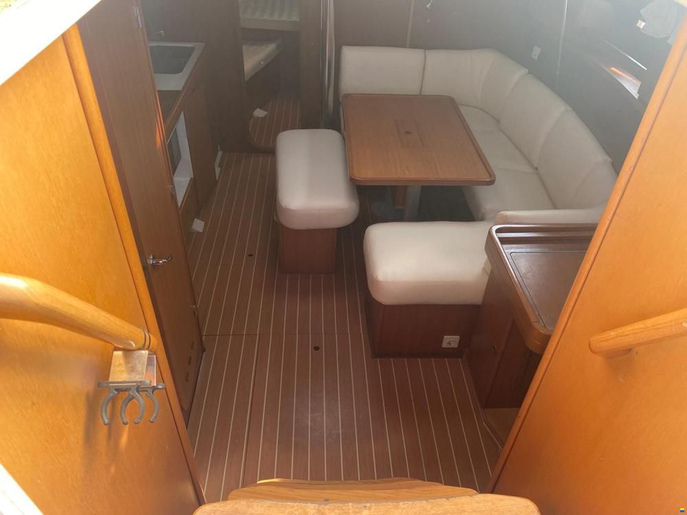 Dufour 385