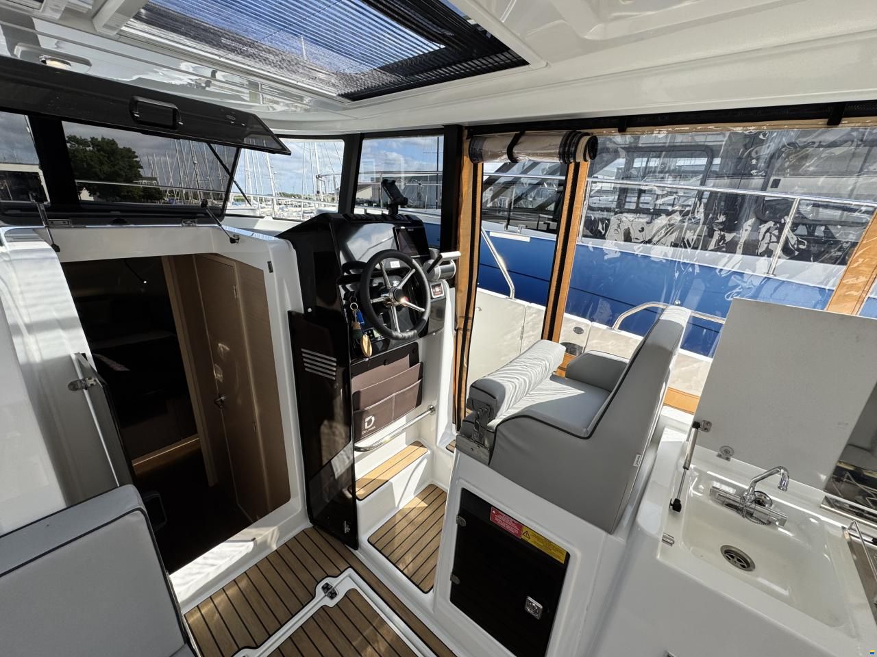 D 10 lougne top ELECTRIC