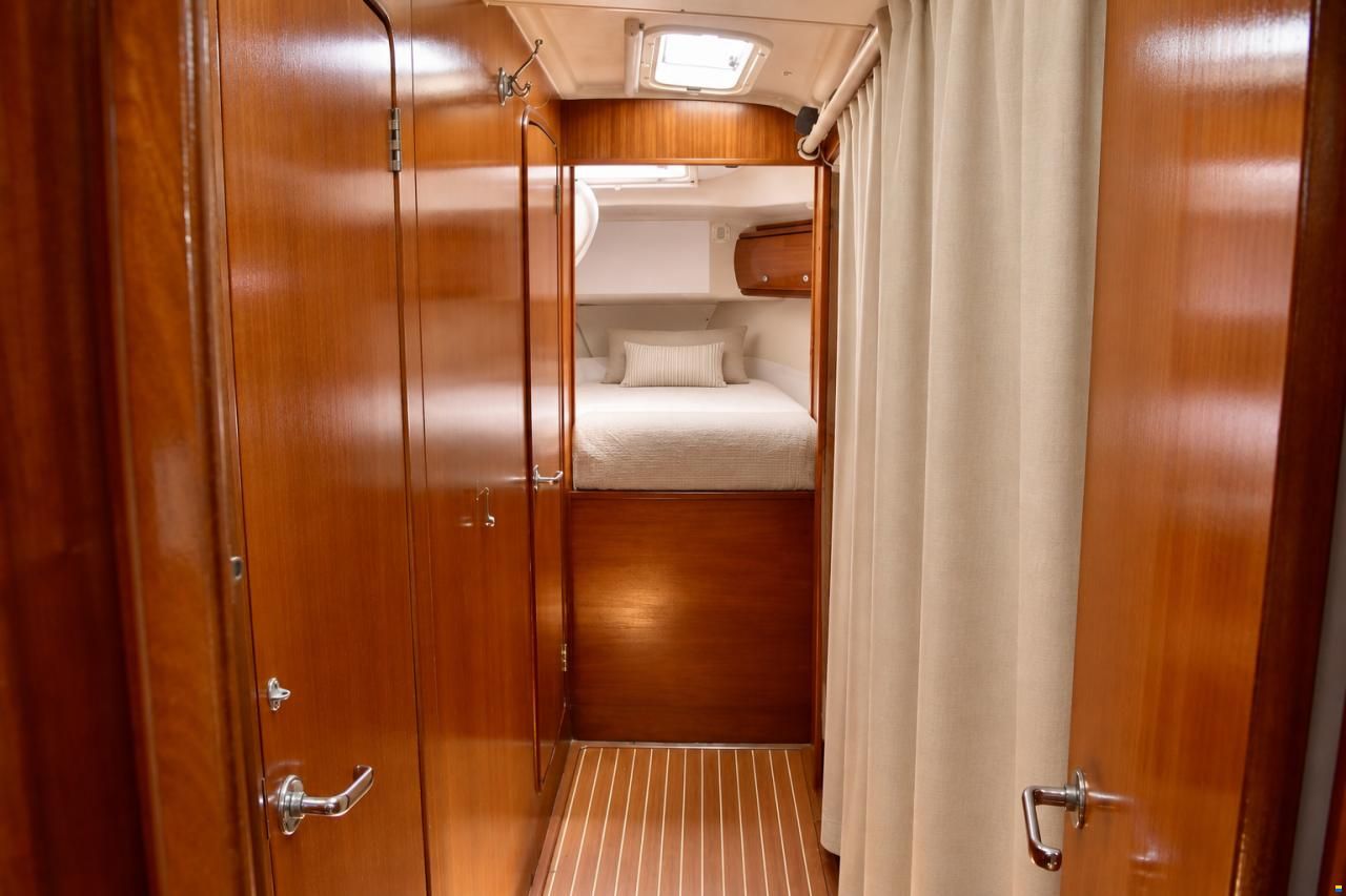 Bavaria 49