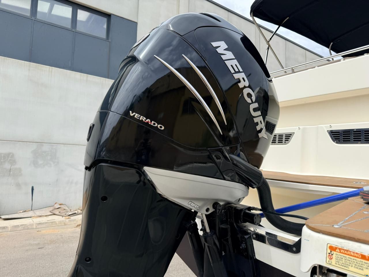 Quicksilver 805 Sundeck