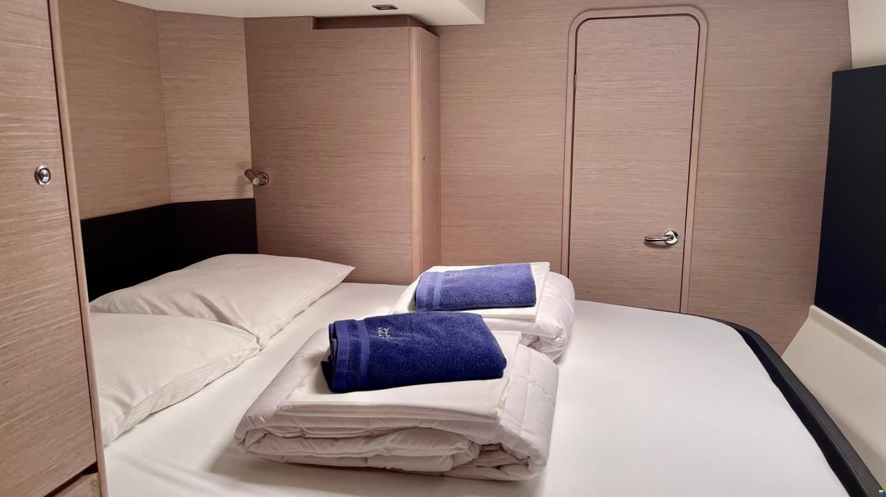 Dufour Catamarans 48