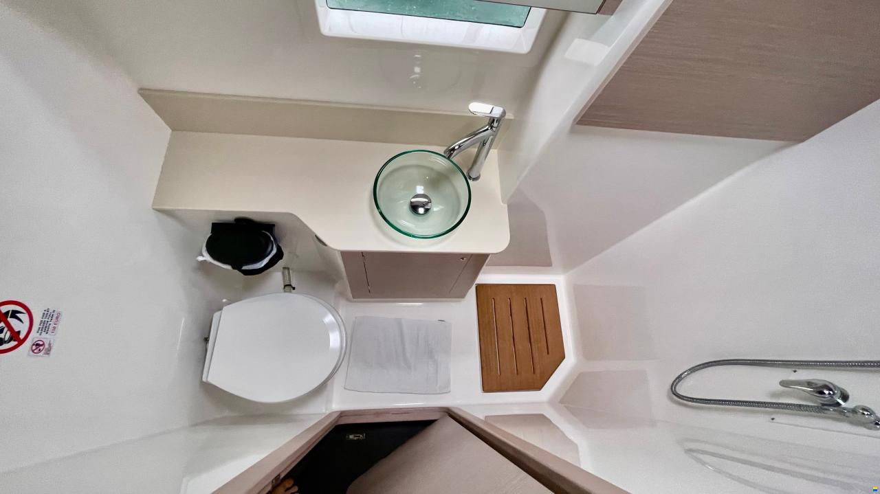 Dufour Catamarans 48