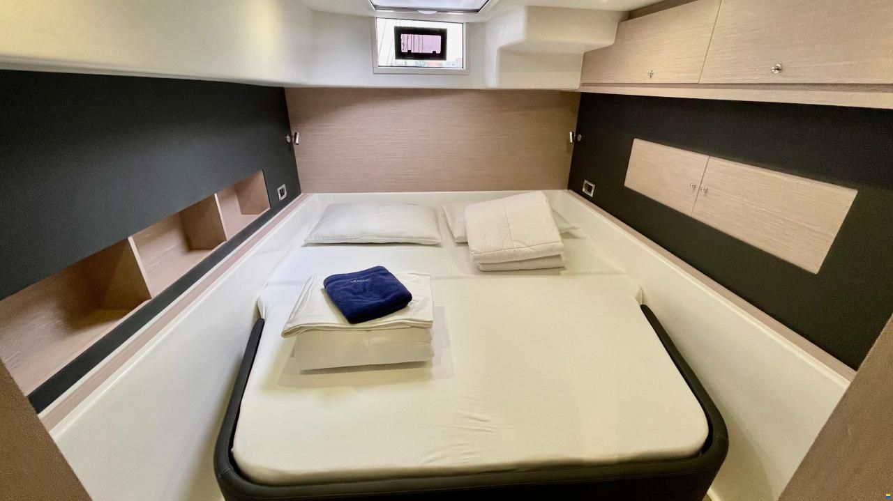 Dufour Catamarans 48