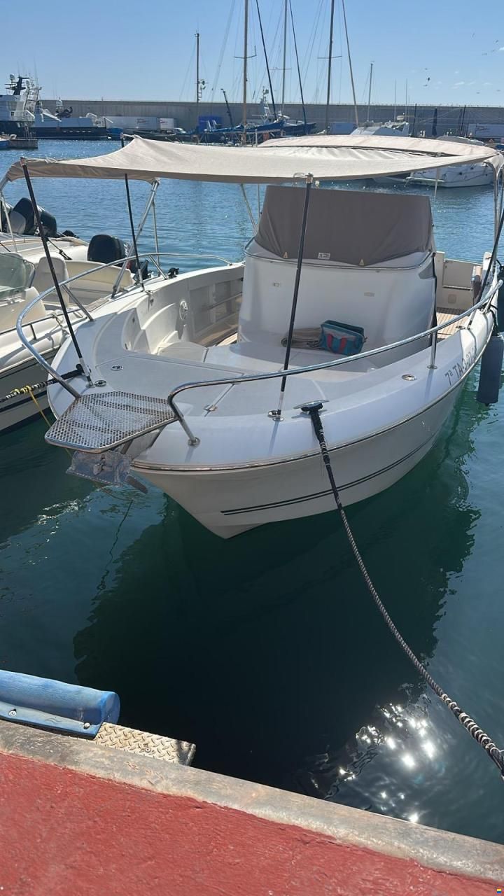 Jeanneau Cap Camarat 8,5 CC