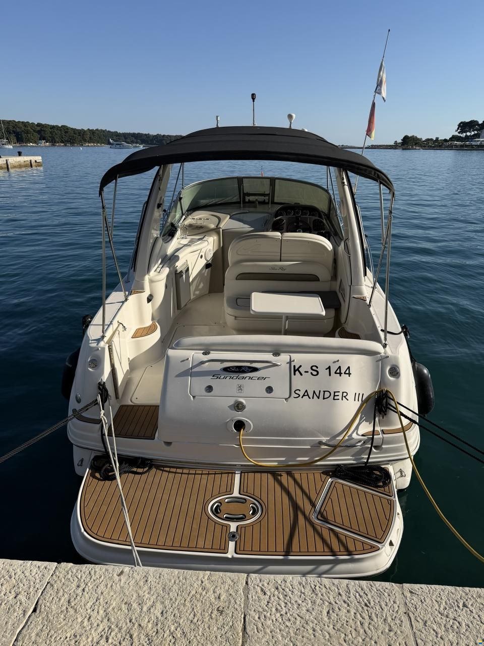Sea Ray 335 Sundancer