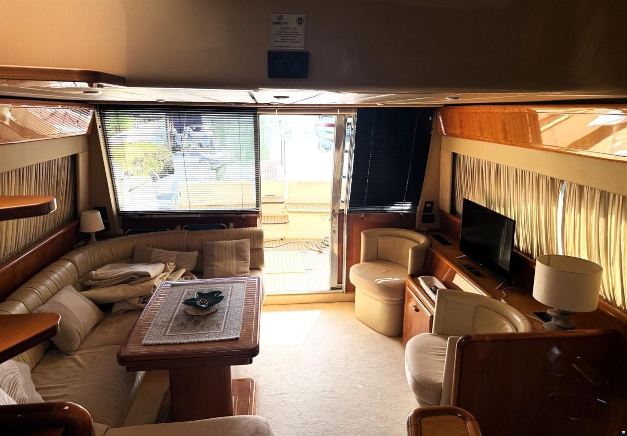 Ferretti 530