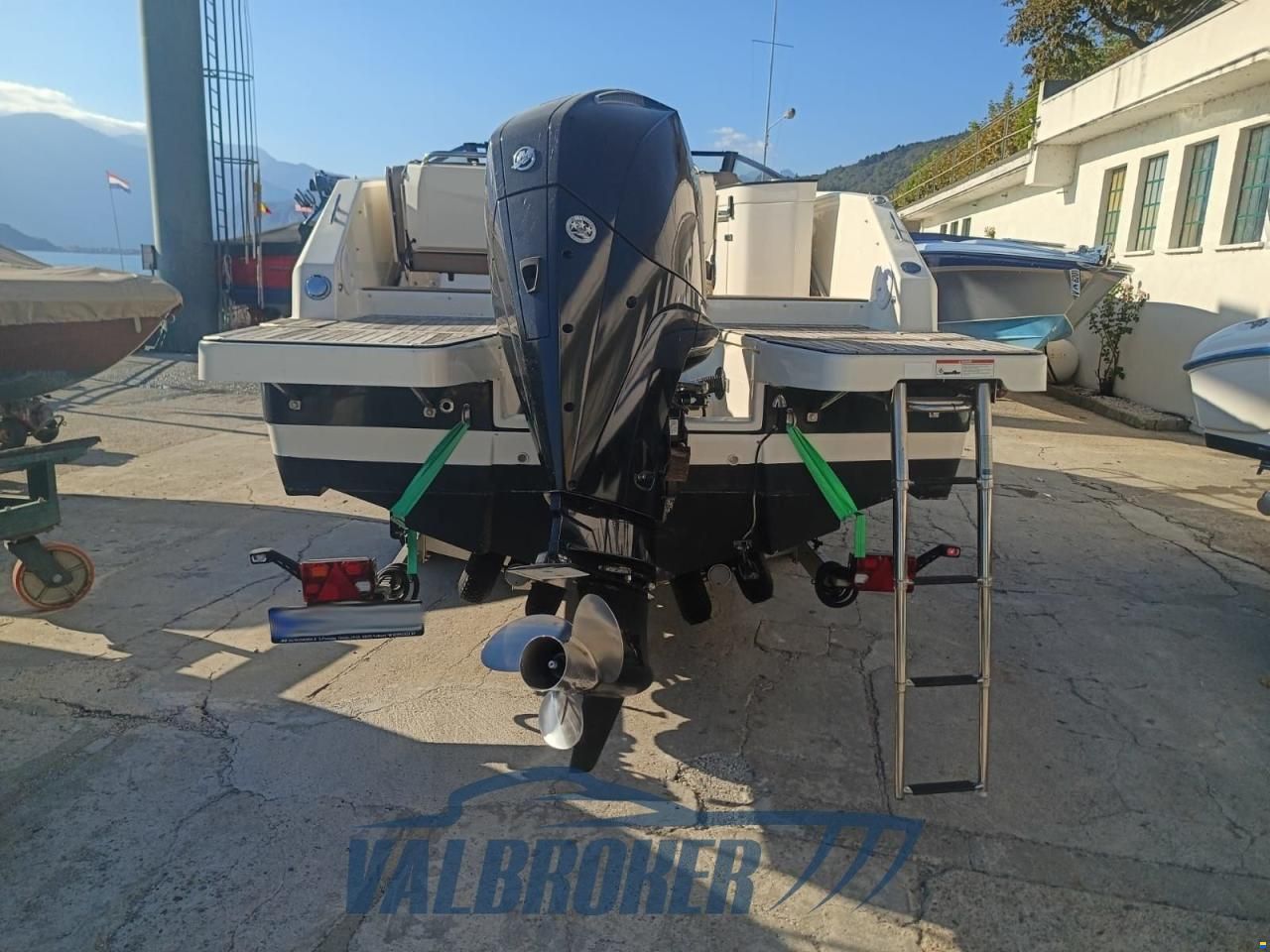 Quicksilver 755 CRUISER