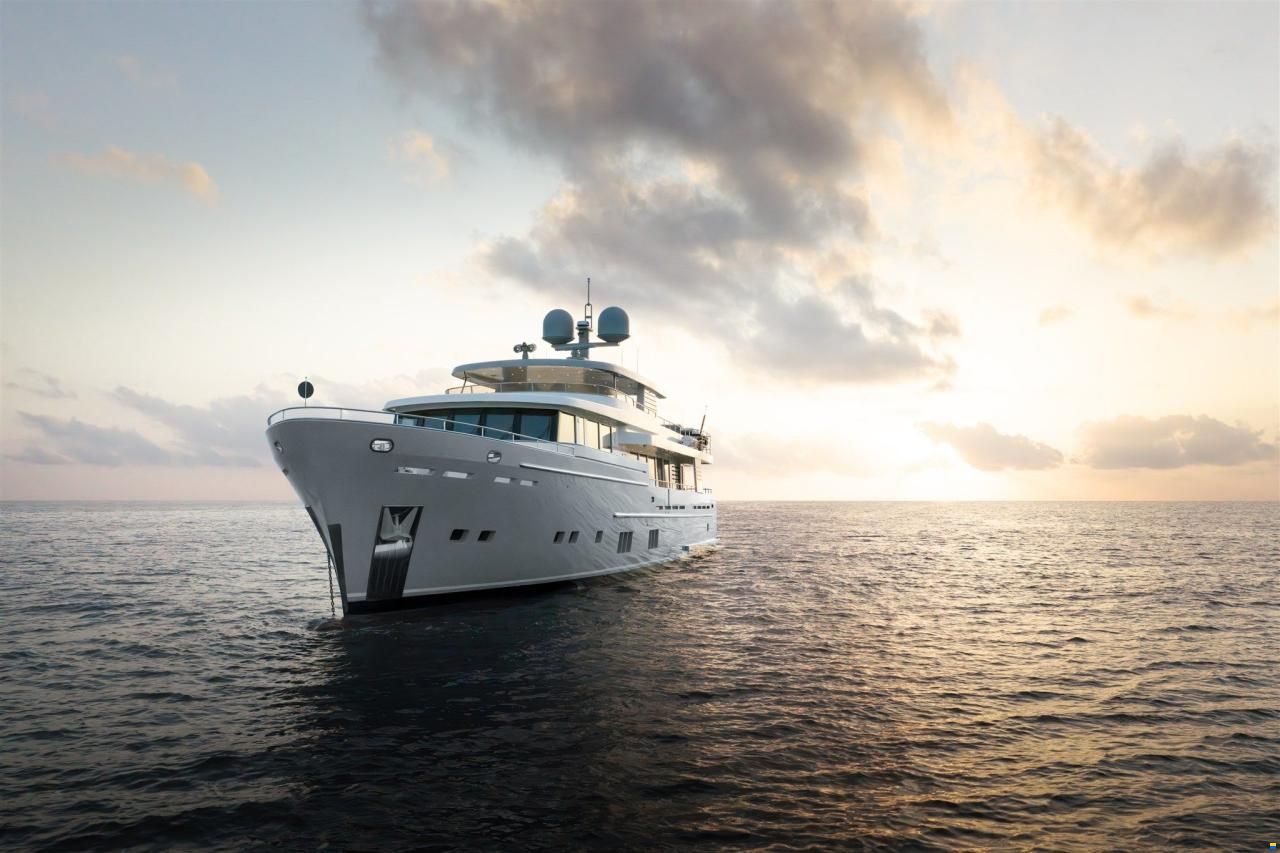 Van der Valk Custom Explorer