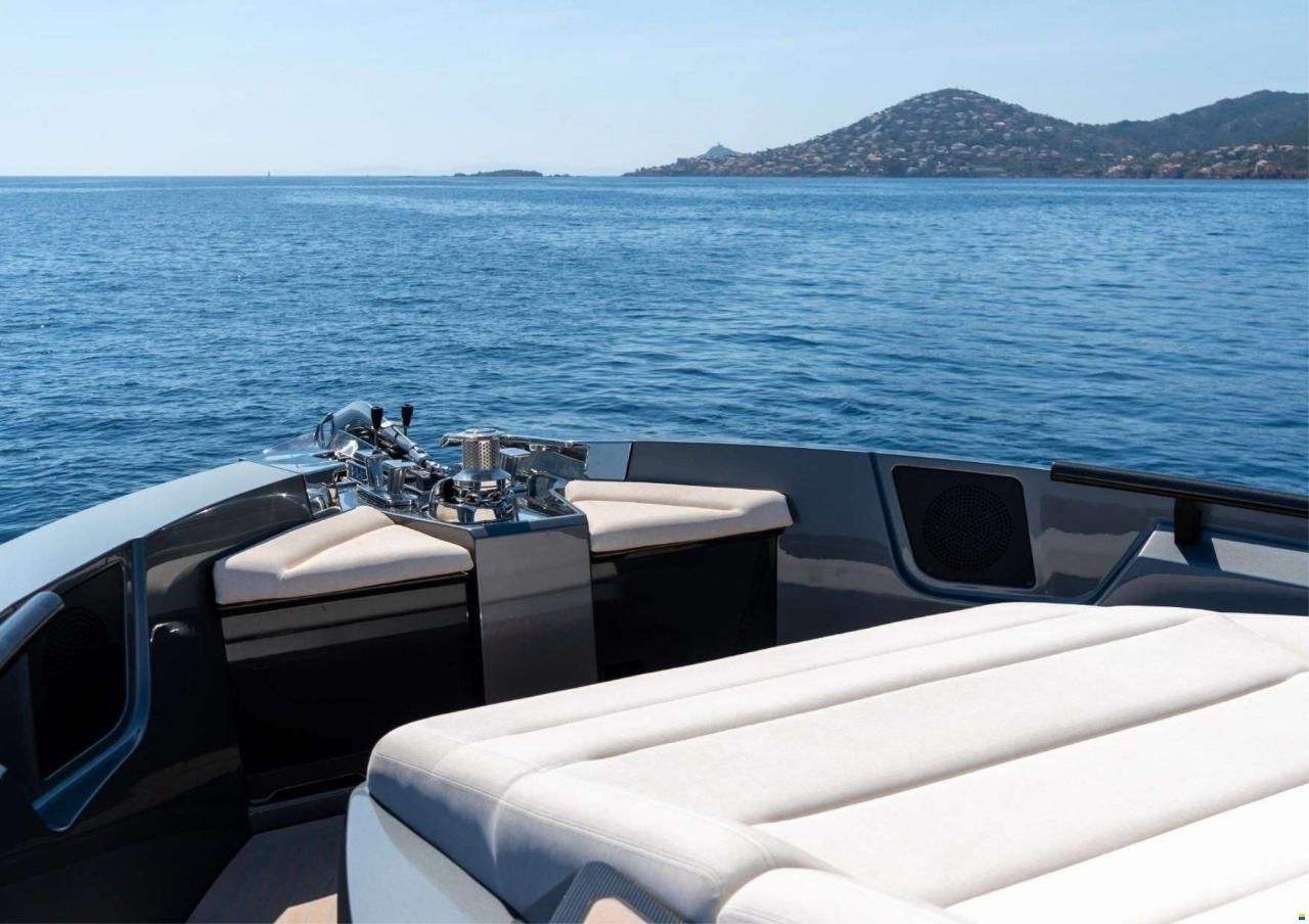 Stratos Yachts Dutch Build 50