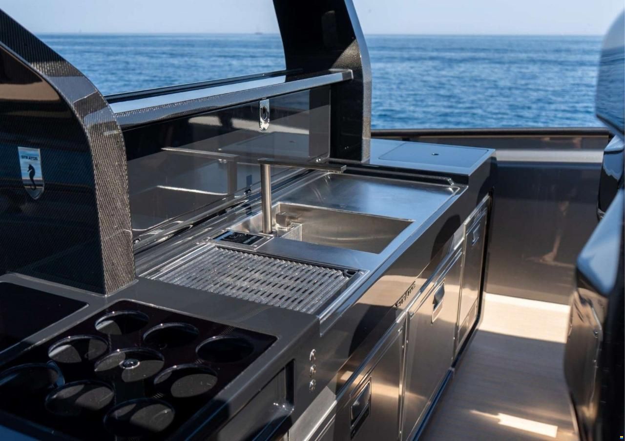 Stratos Yachts Dutch Build 50