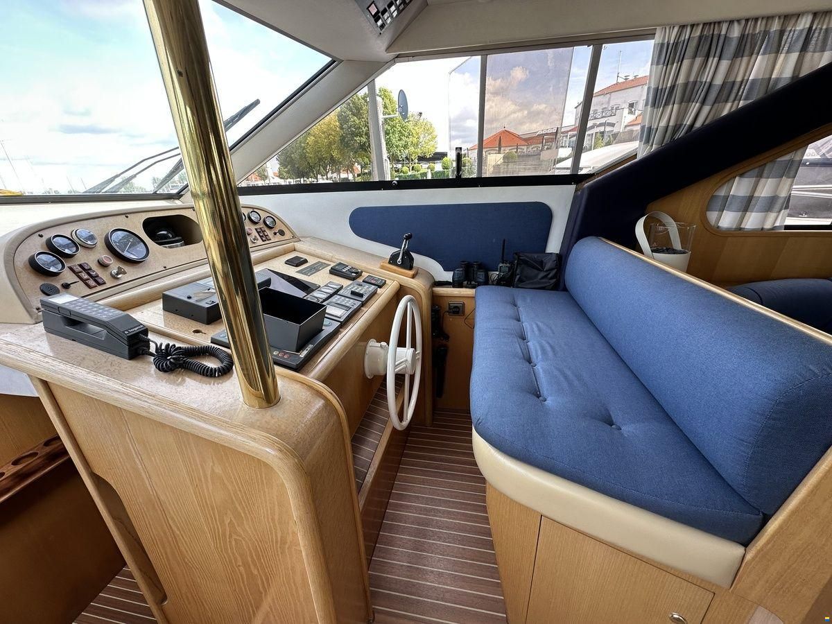 Pfeil 550 Fly
