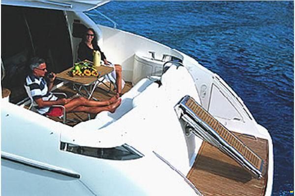 Azimut 55E