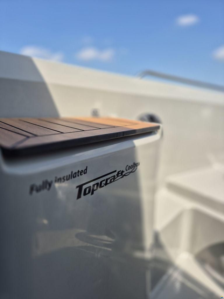 Topcraft 627 Tender