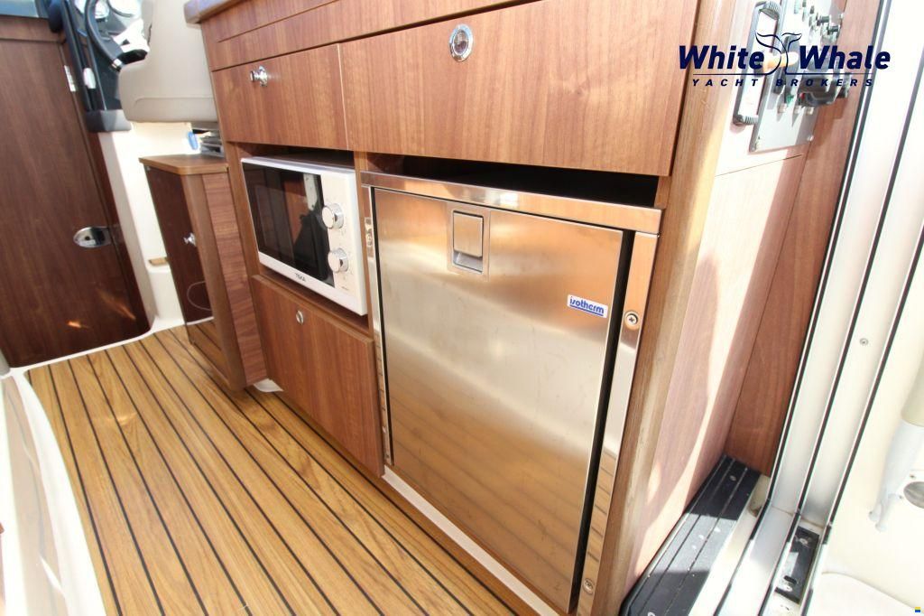 Quicksilver Activ 855 Cruiser