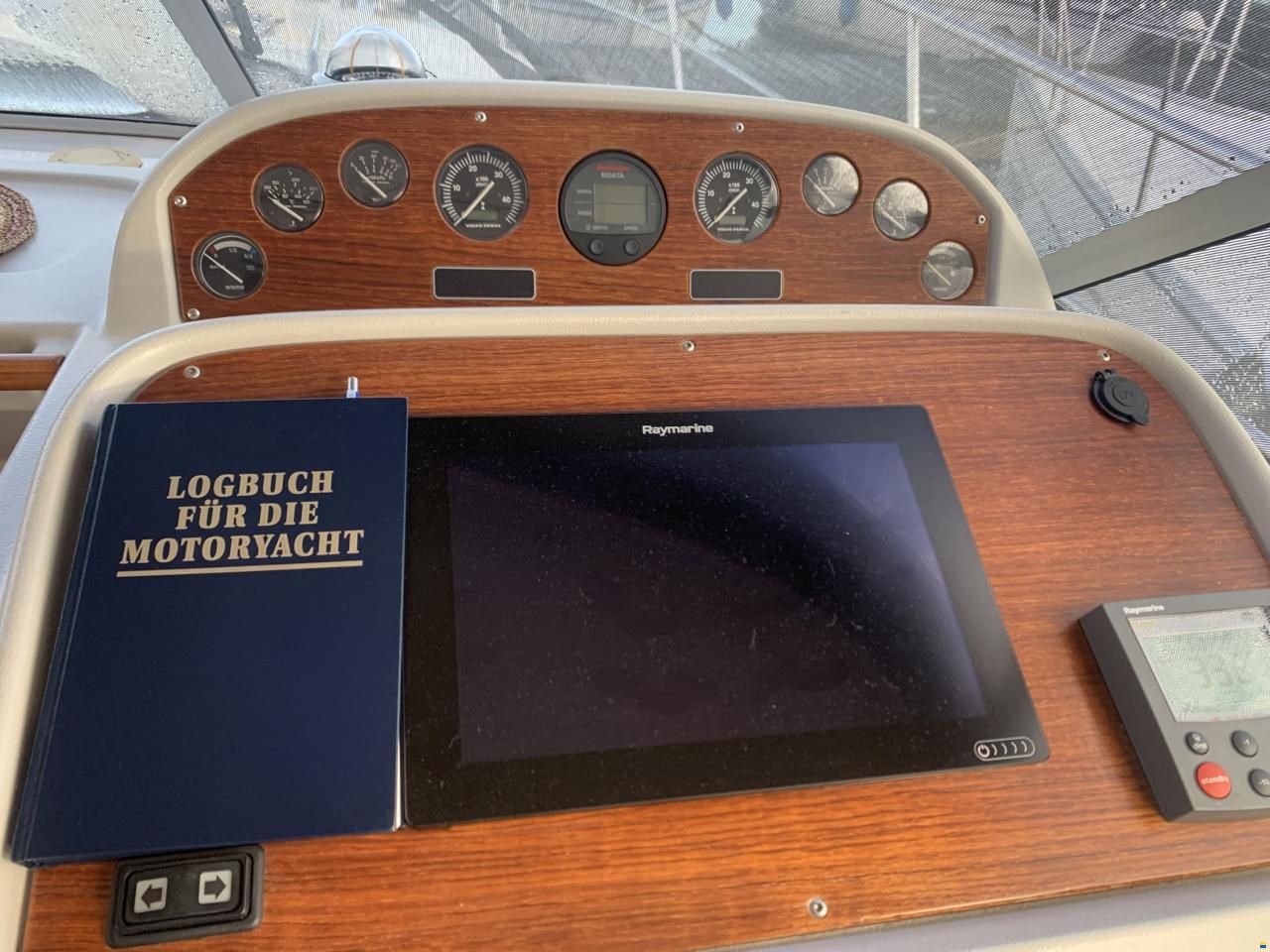 Nimbus 380 Carisma