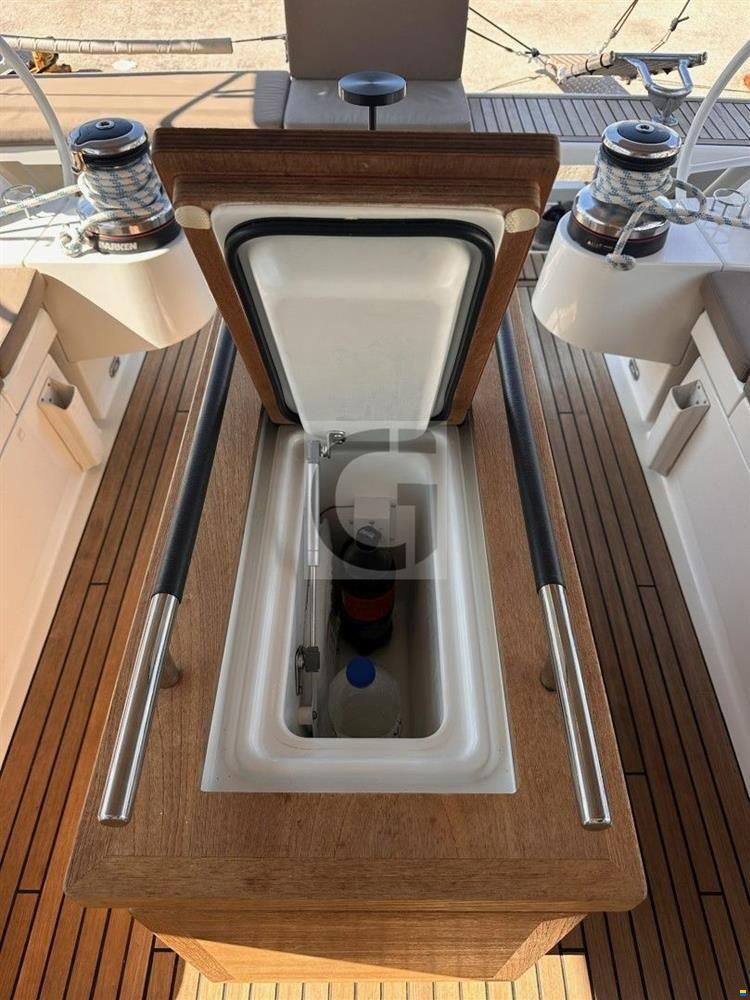Beneteau Oceanis 55