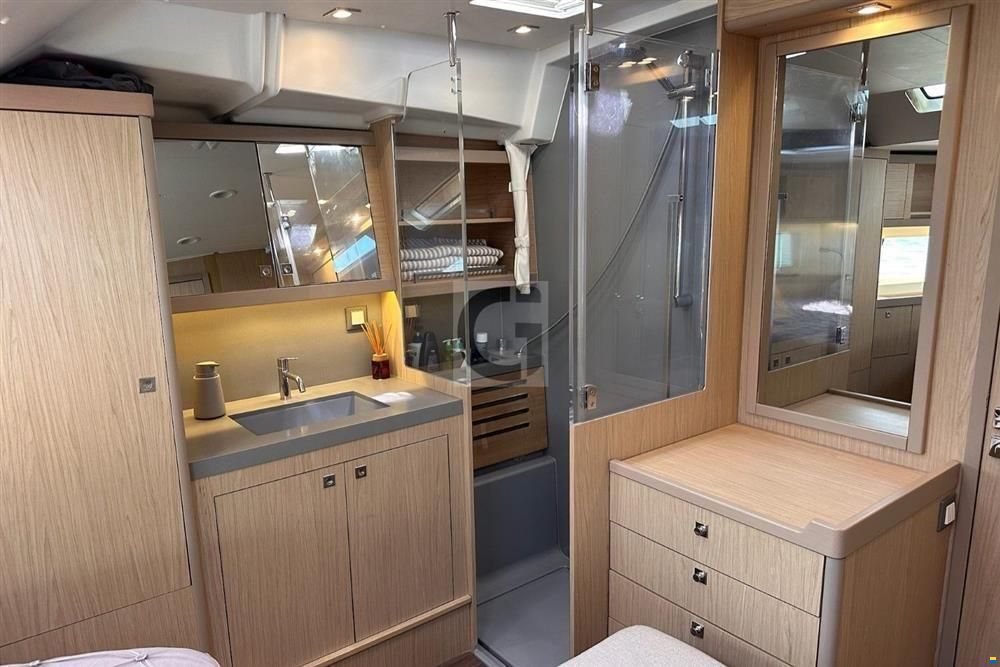 Beneteau Oceanis 55
