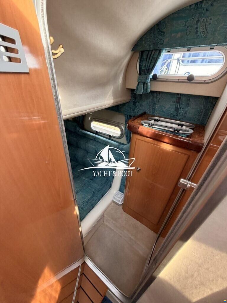 Sealine S28