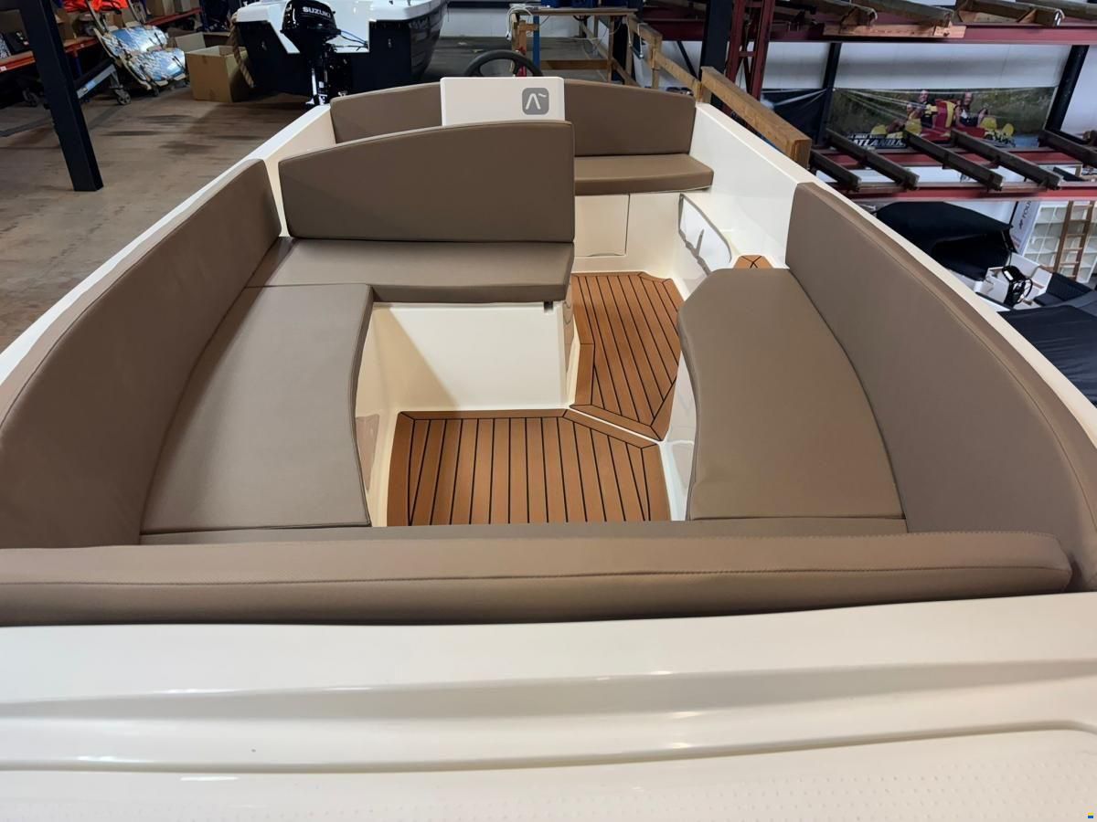 Reest Sloep 495 Aanbieding!