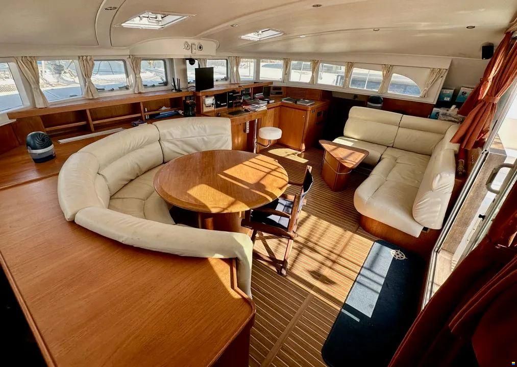 CNB lagoon 570